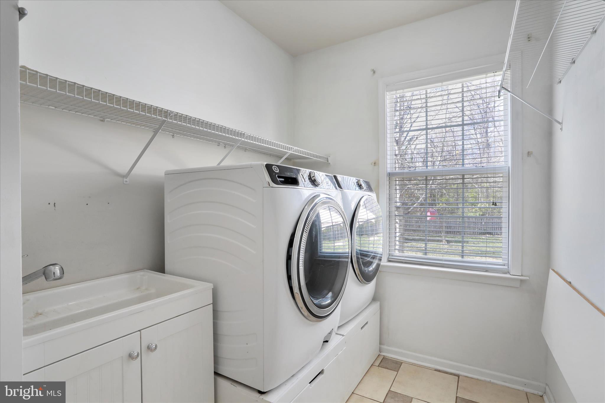 MCCAULEY CROSSING - Residential