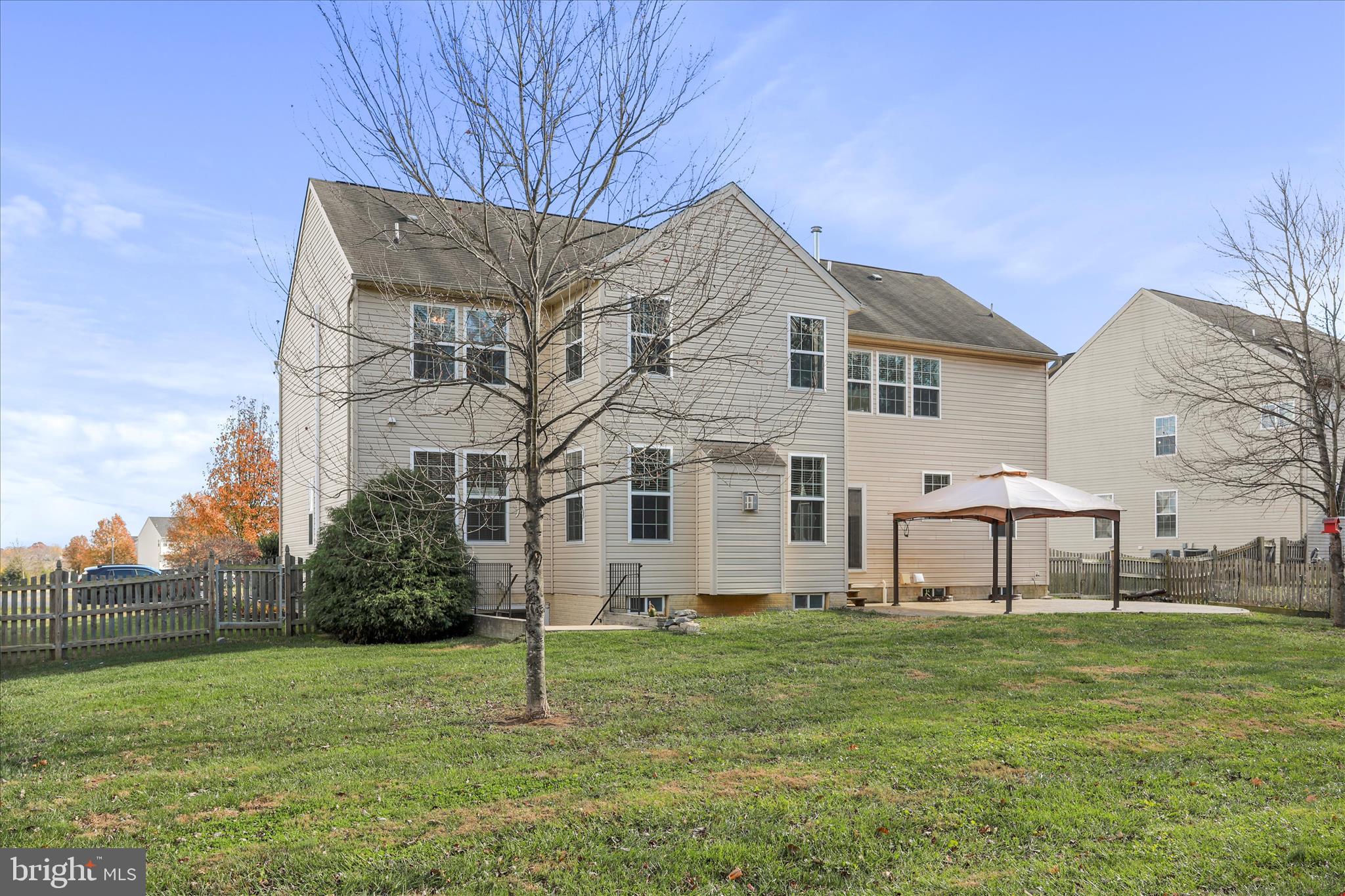 MCCAULEY CROSSING - Residential