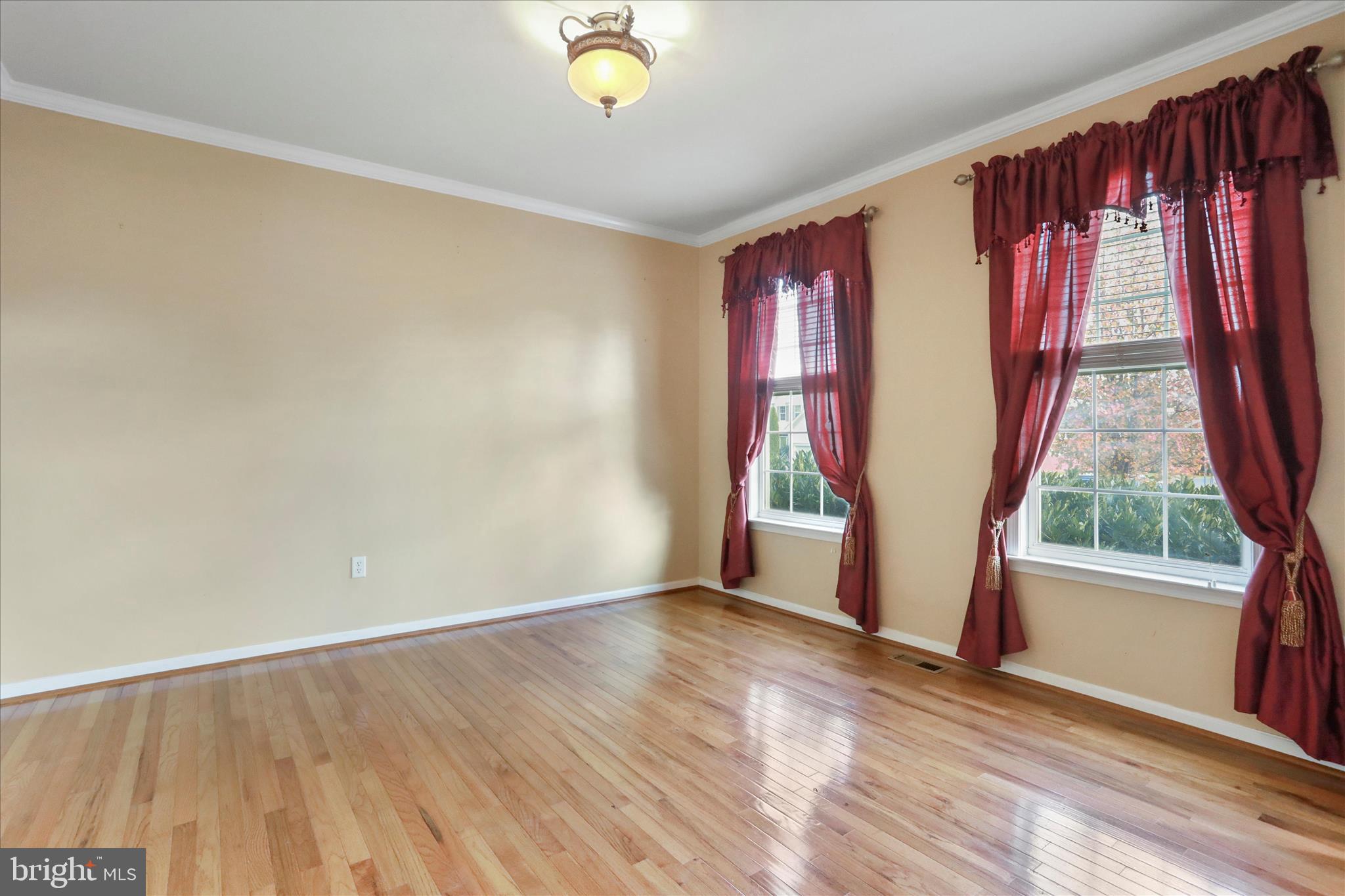 MCCAULEY CROSSING - Residential