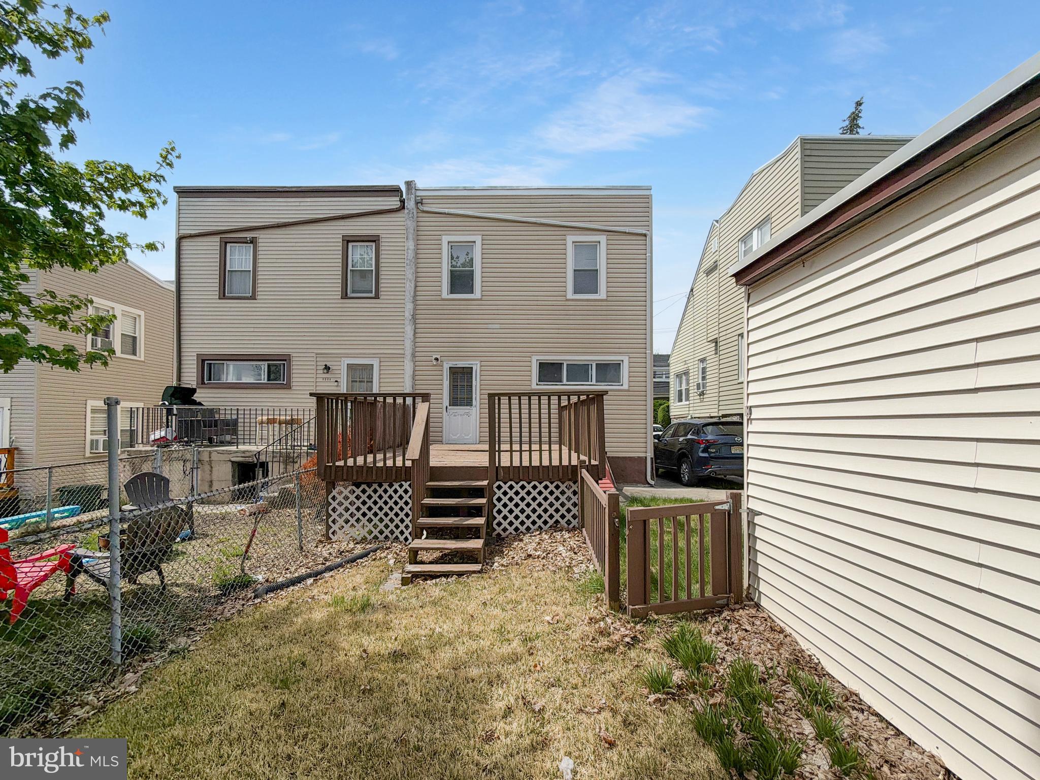 LLANERCH - Residential