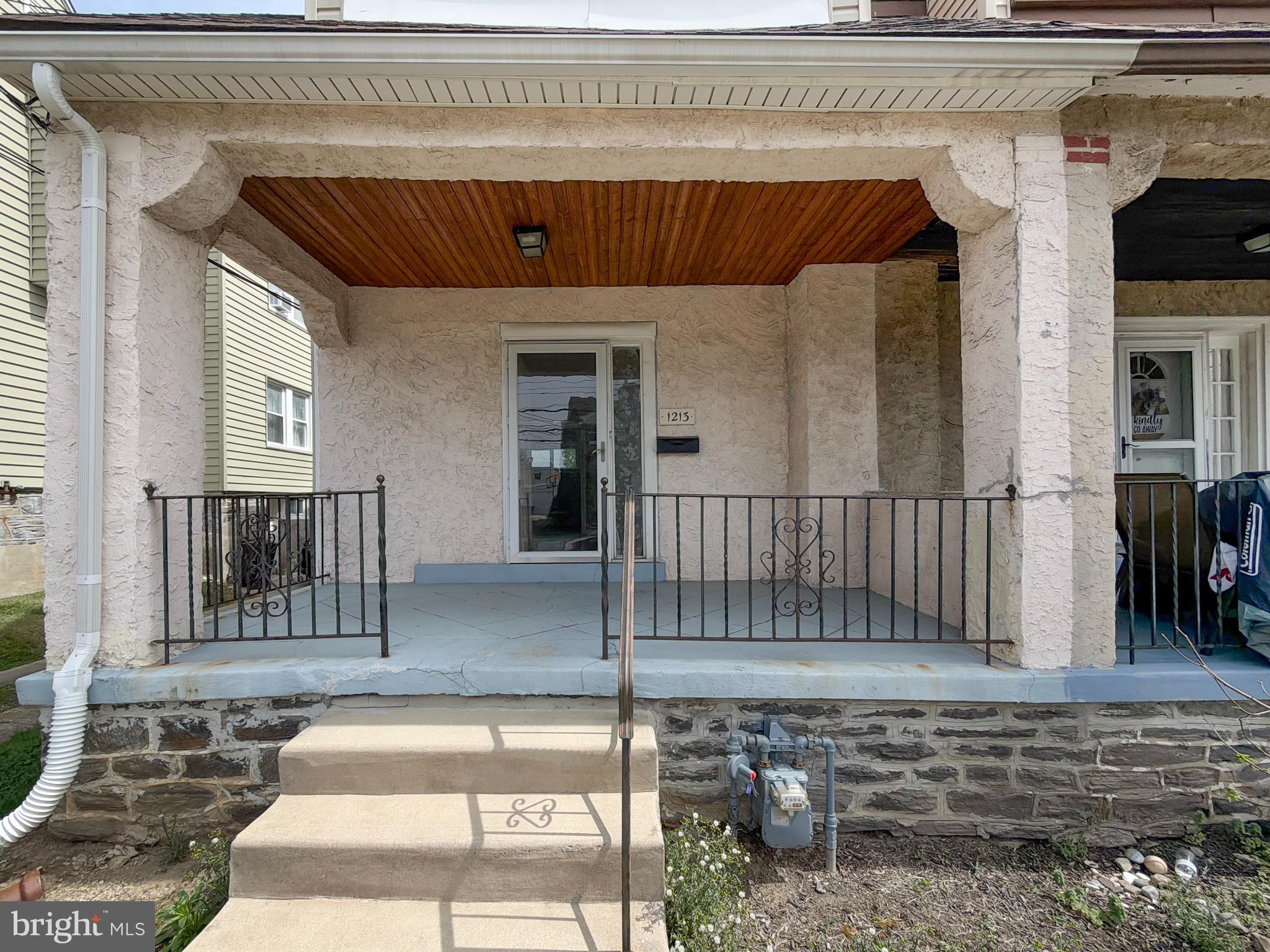 LLANERCH - Residential