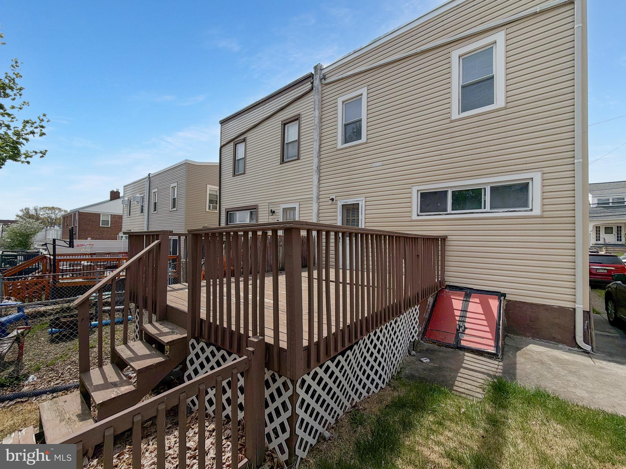 LLANERCH - Residential