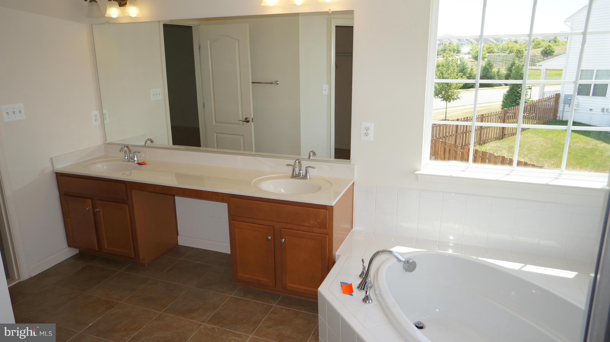 ELYSIAN HEIGHTS - Residential