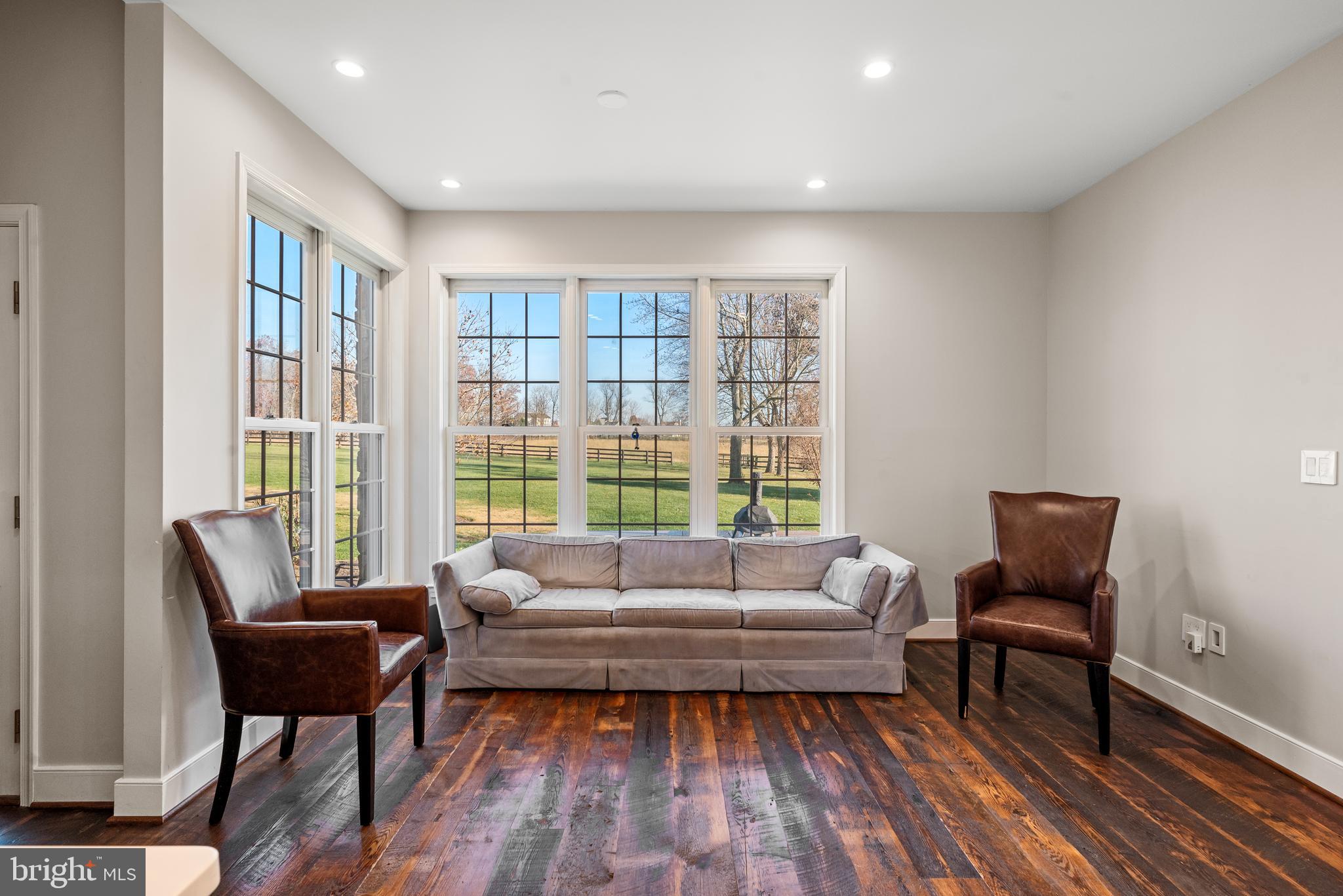 FRANKLIN FAMILY - Residential