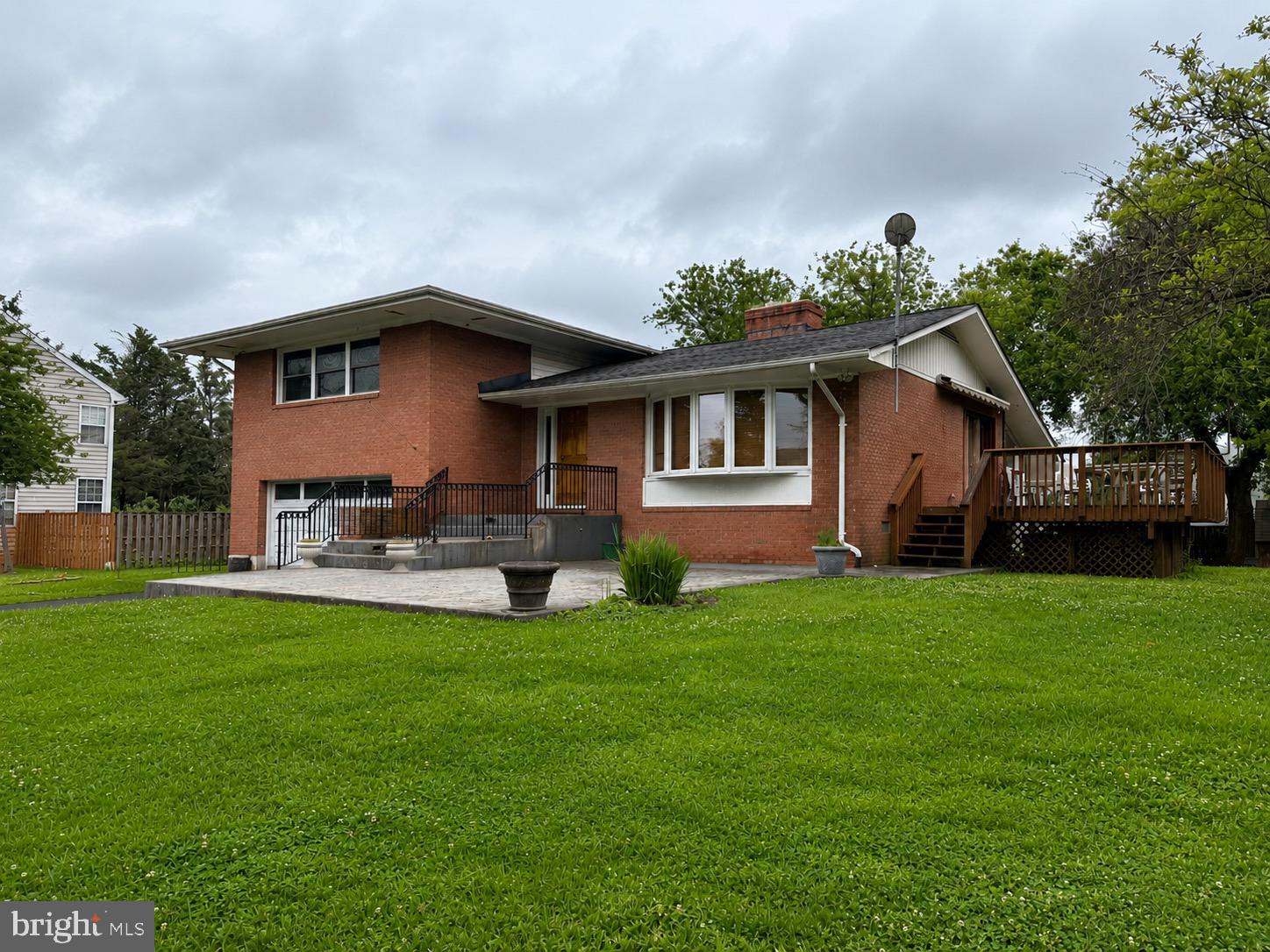 9928 LAKE JACKSON DRIVE