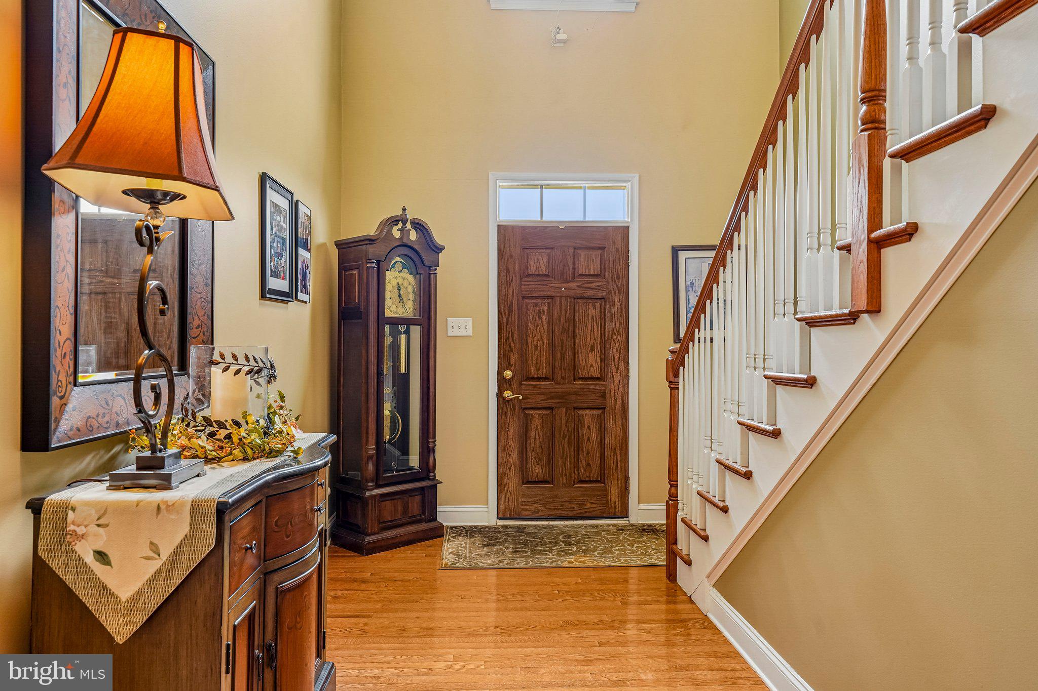1083 ARBOUR LANE