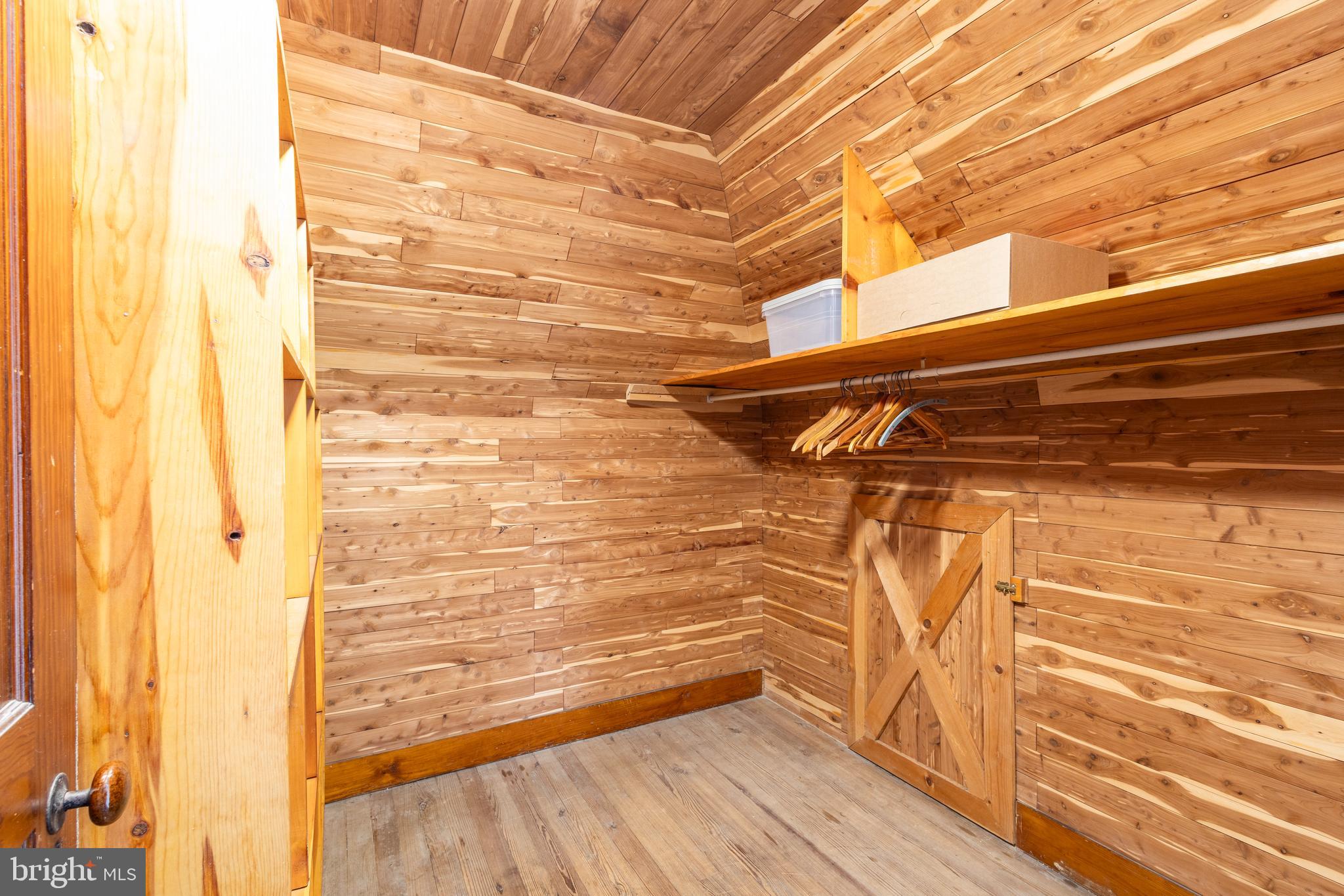 ELLIGER PARK - Residential