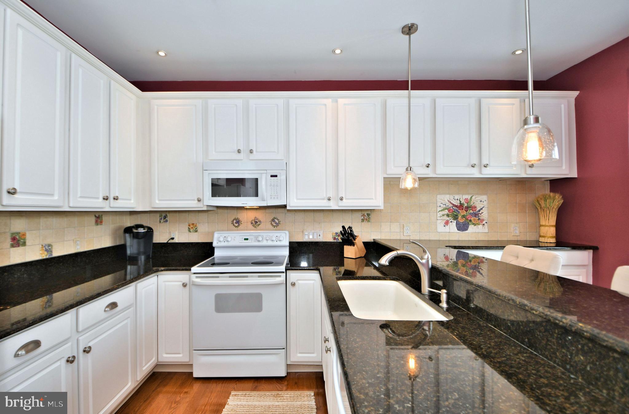DOYLESTOWN STATION - Residential