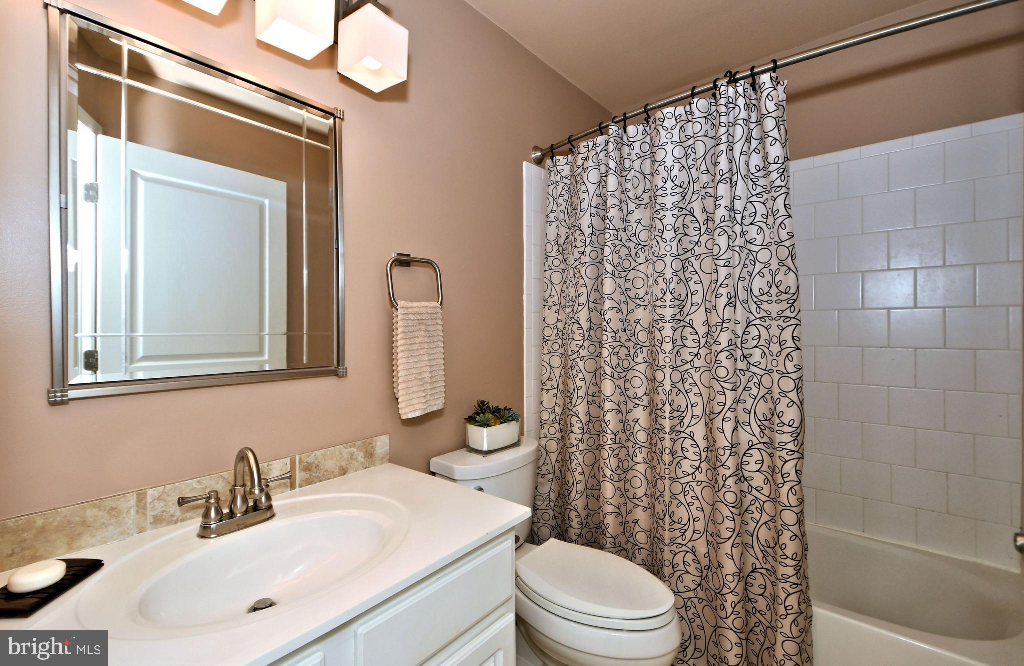 DOYLESTOWN STATION - Residential