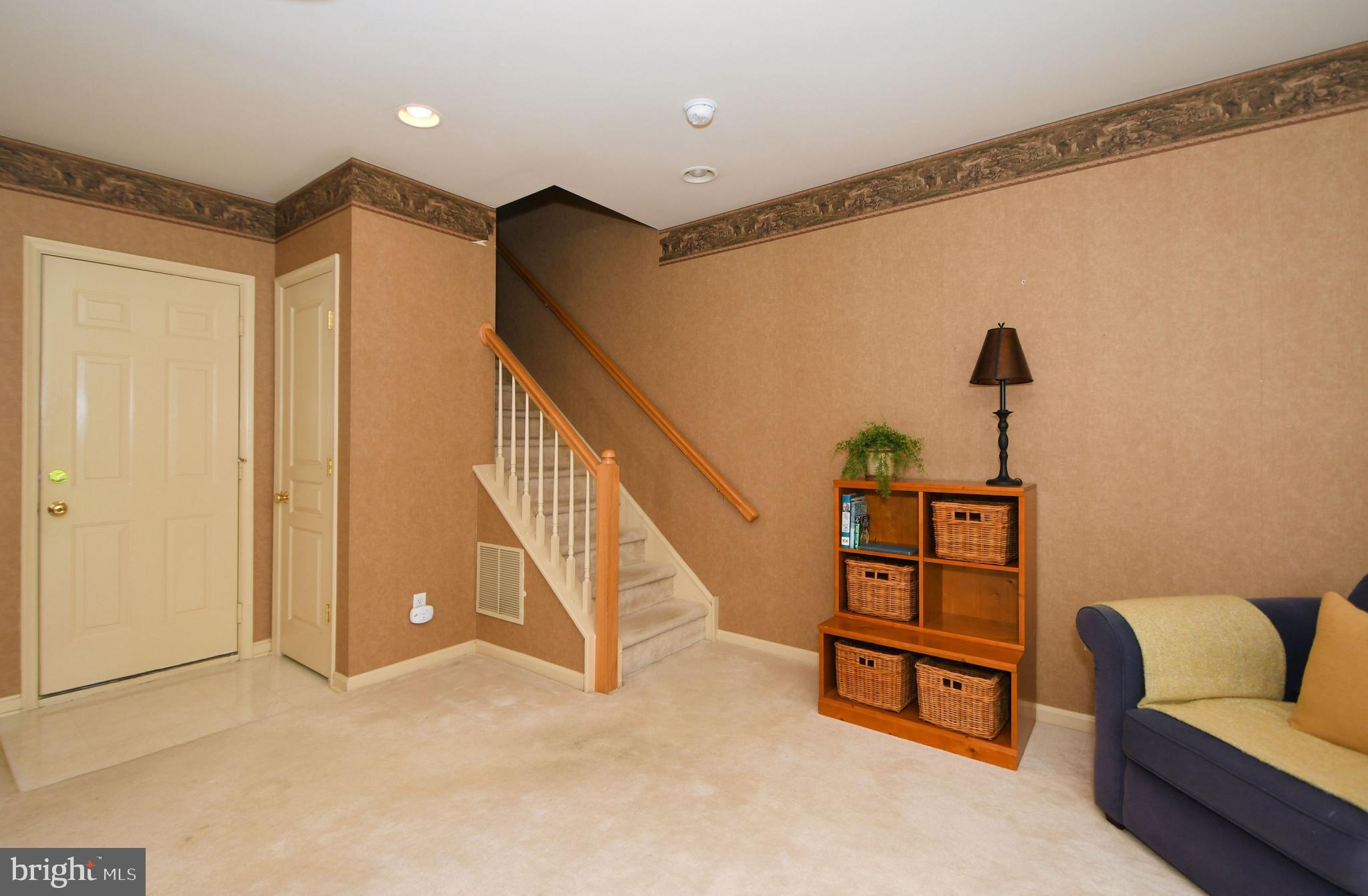 DOYLESTOWN STATION - Residential