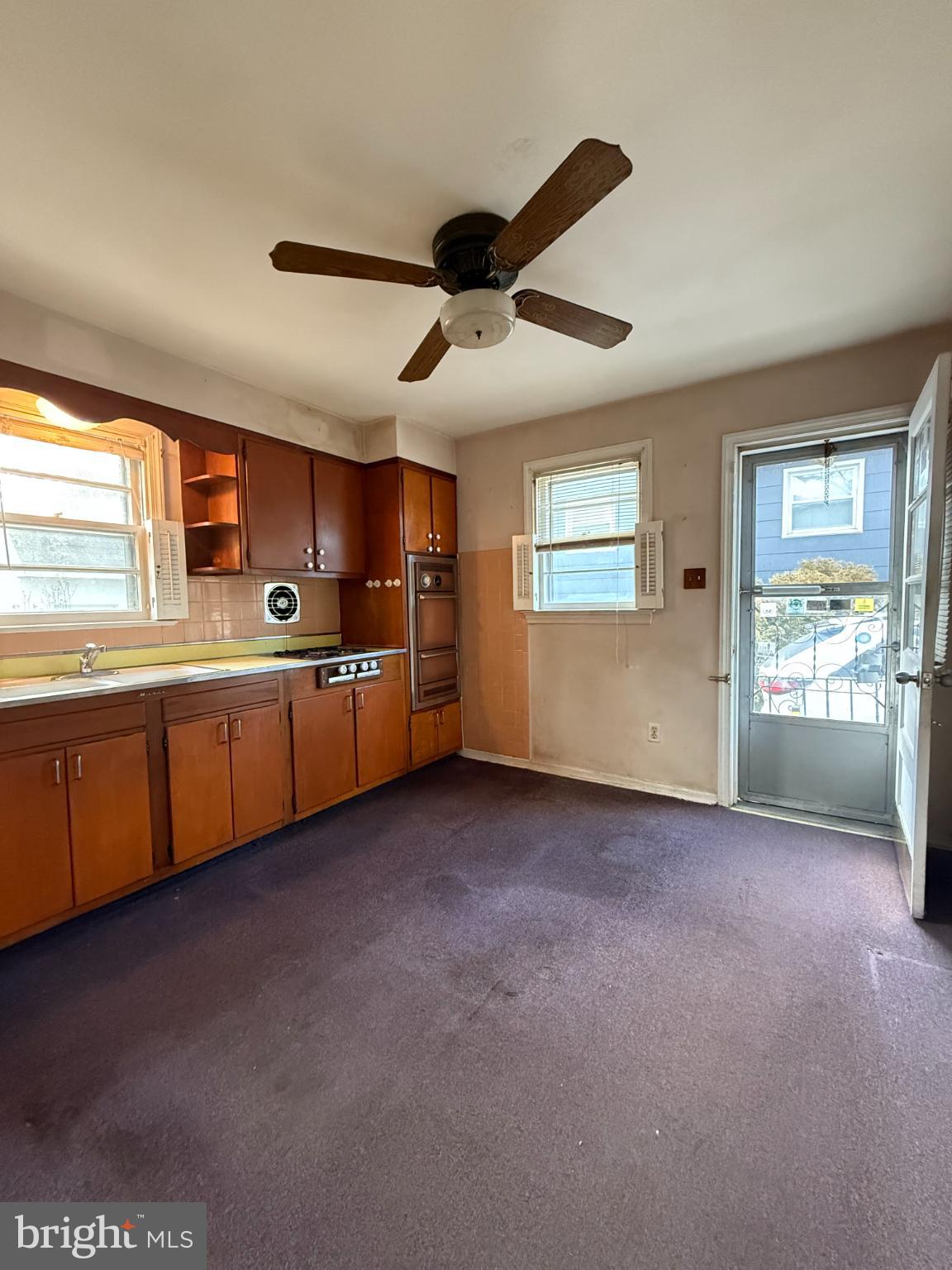 WILLOW GROVE - Residential