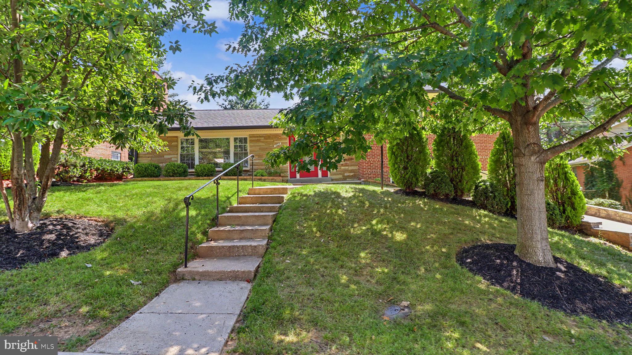 1905 TULIP STREET NW