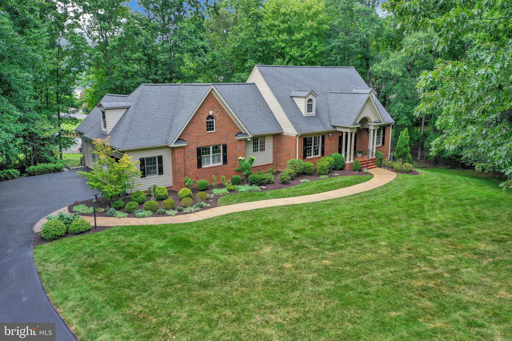 FAWN LAKE - Residential