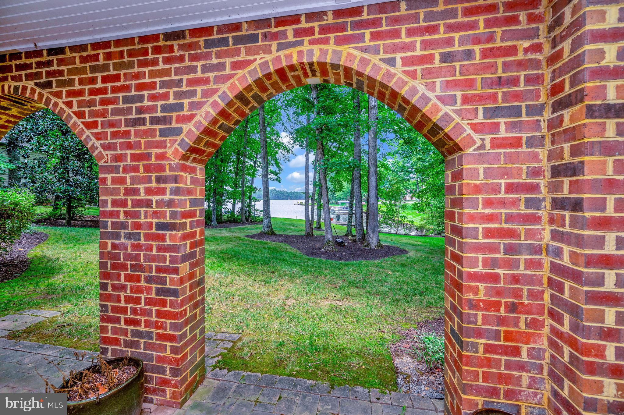 FAWN LAKE - Residential