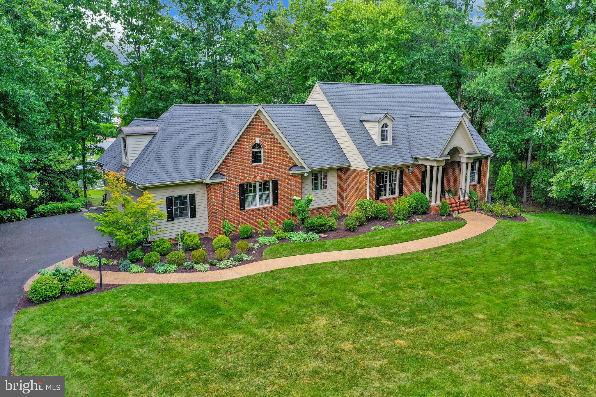 FAWN LAKE - Residential