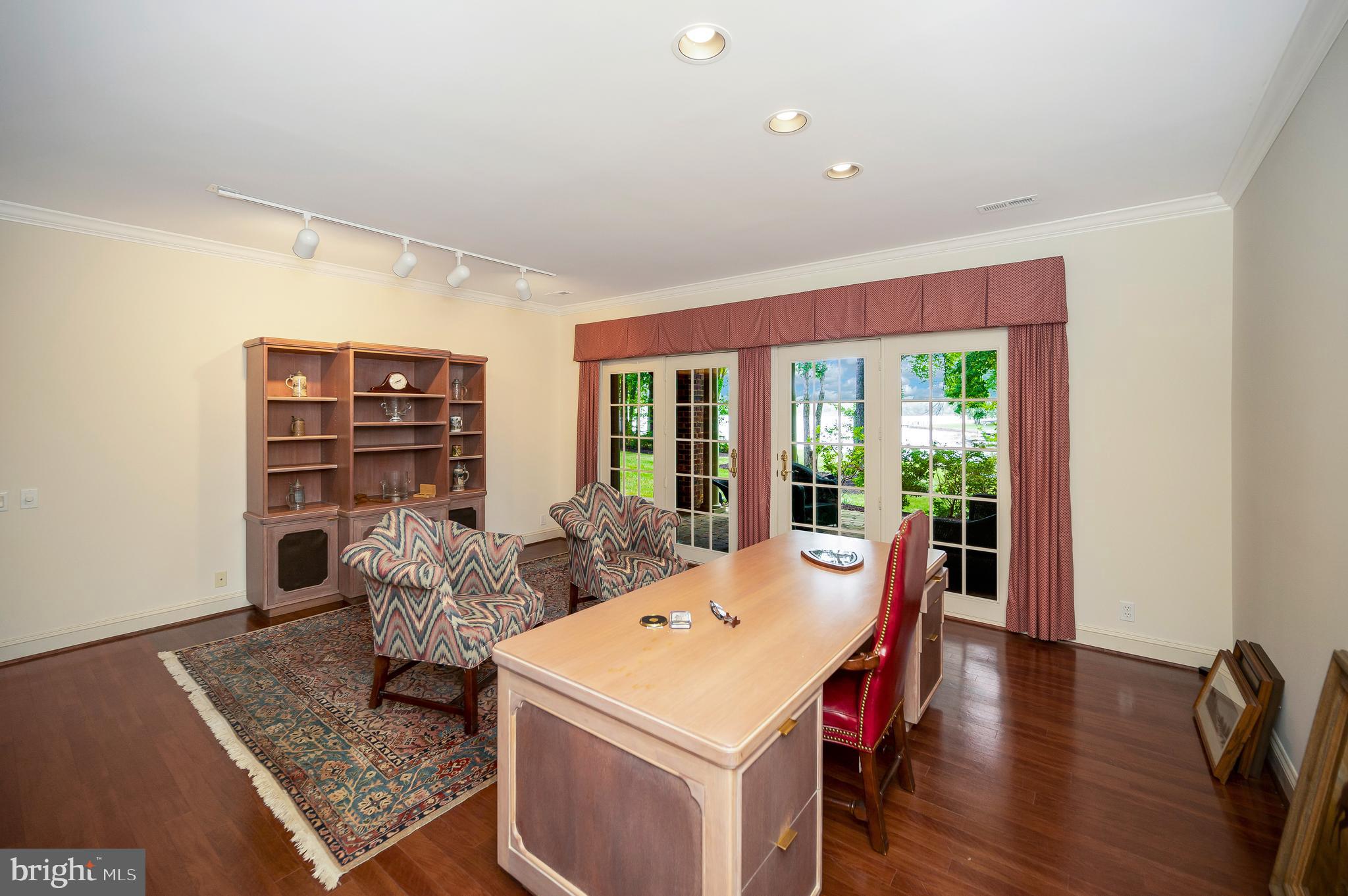 FAWN LAKE - Residential