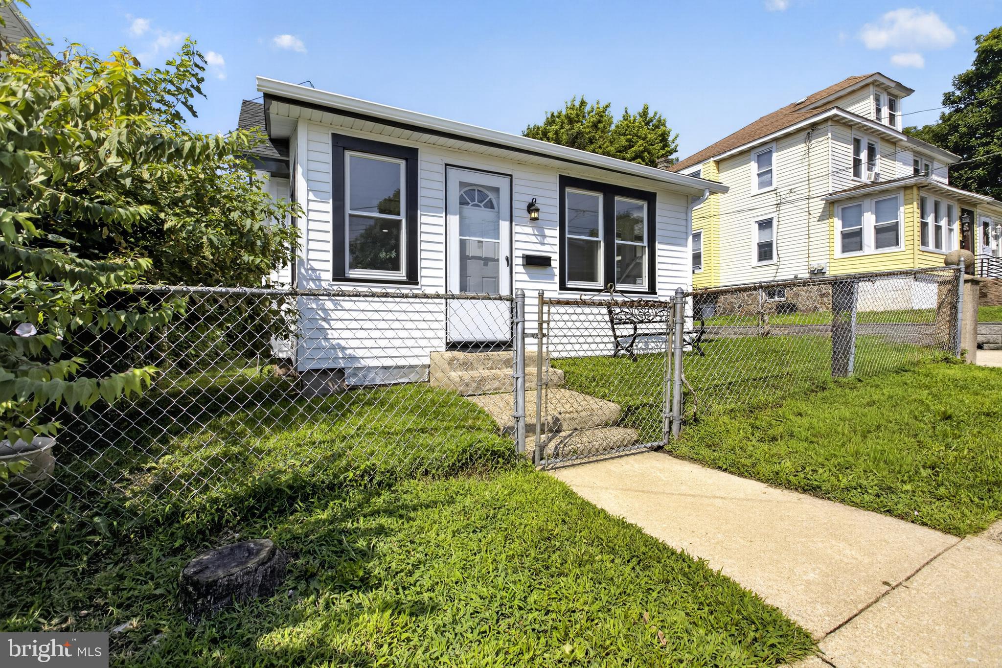 908 PRICE STREET