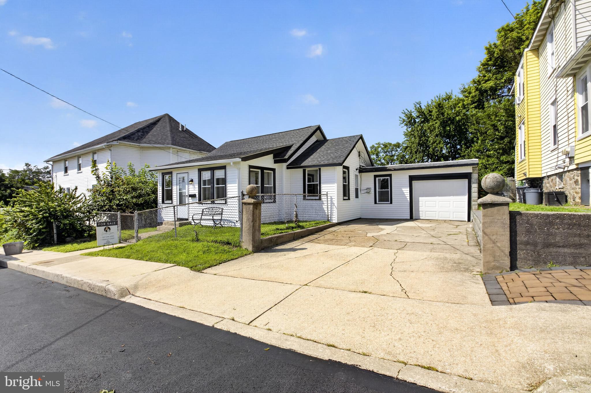 908 PRICE STREET