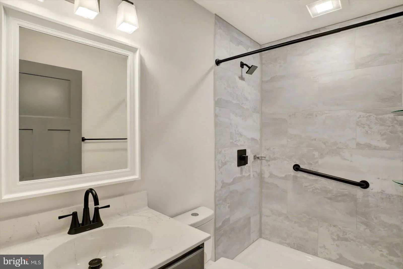 Hanover, Pennsylvania 17331, United States, 3 Bedrooms Bedrooms, ,2 BathroomsBathrooms,Residential,Pending,134413