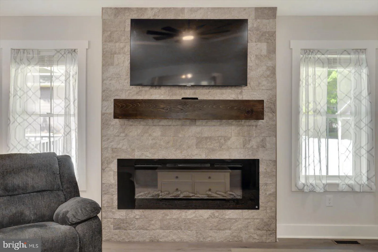 Hanover, Pennsylvania 17331, United States, 3 Bedrooms Bedrooms, ,2 BathroomsBathrooms,Residential,Pending,134413