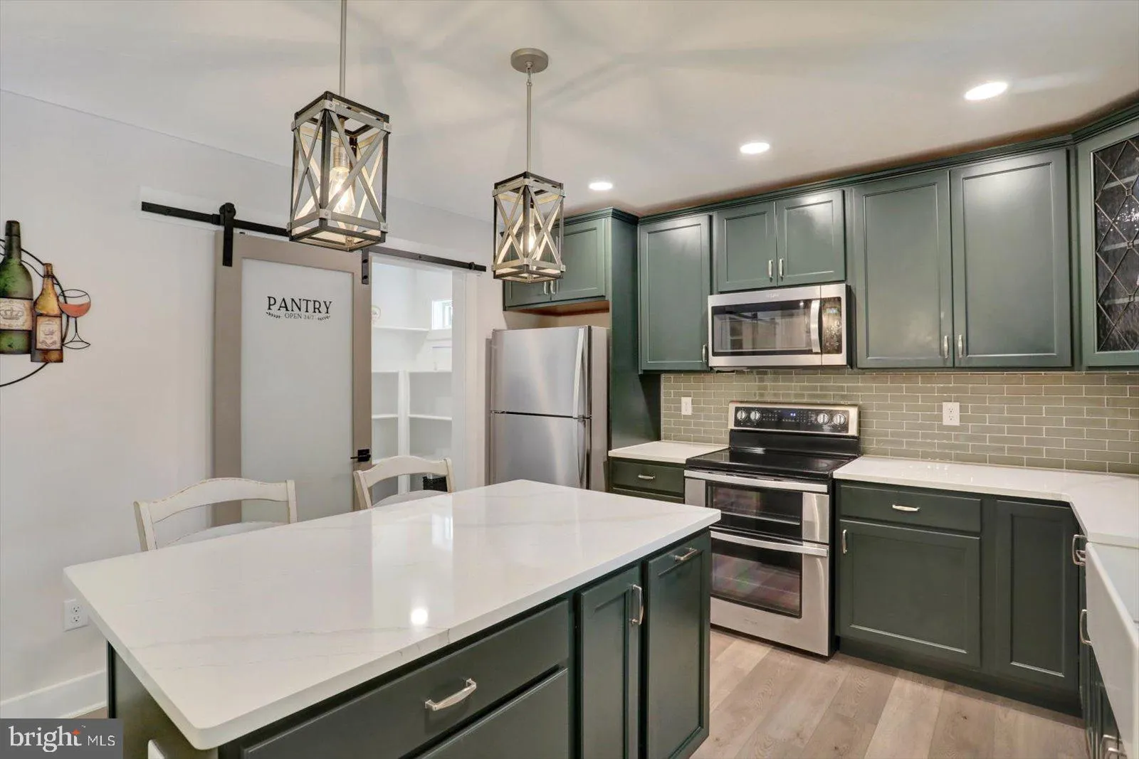 Hanover, Pennsylvania 17331, United States, 3 Bedrooms Bedrooms, ,2 BathroomsBathrooms,Residential,Pending,134413