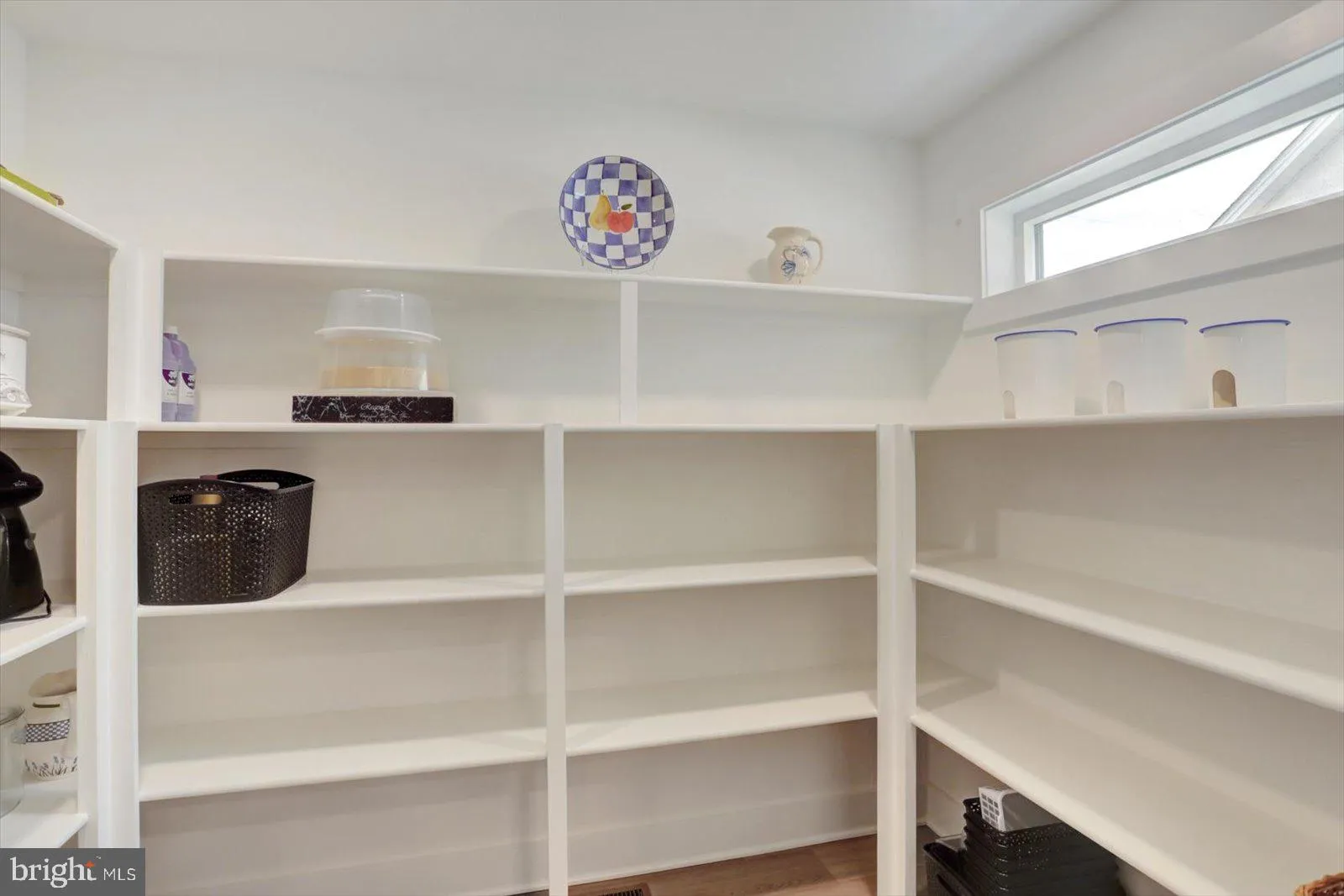 Hanover, Pennsylvania 17331, United States, 3 Bedrooms Bedrooms, ,2 BathroomsBathrooms,Residential,Pending,134413