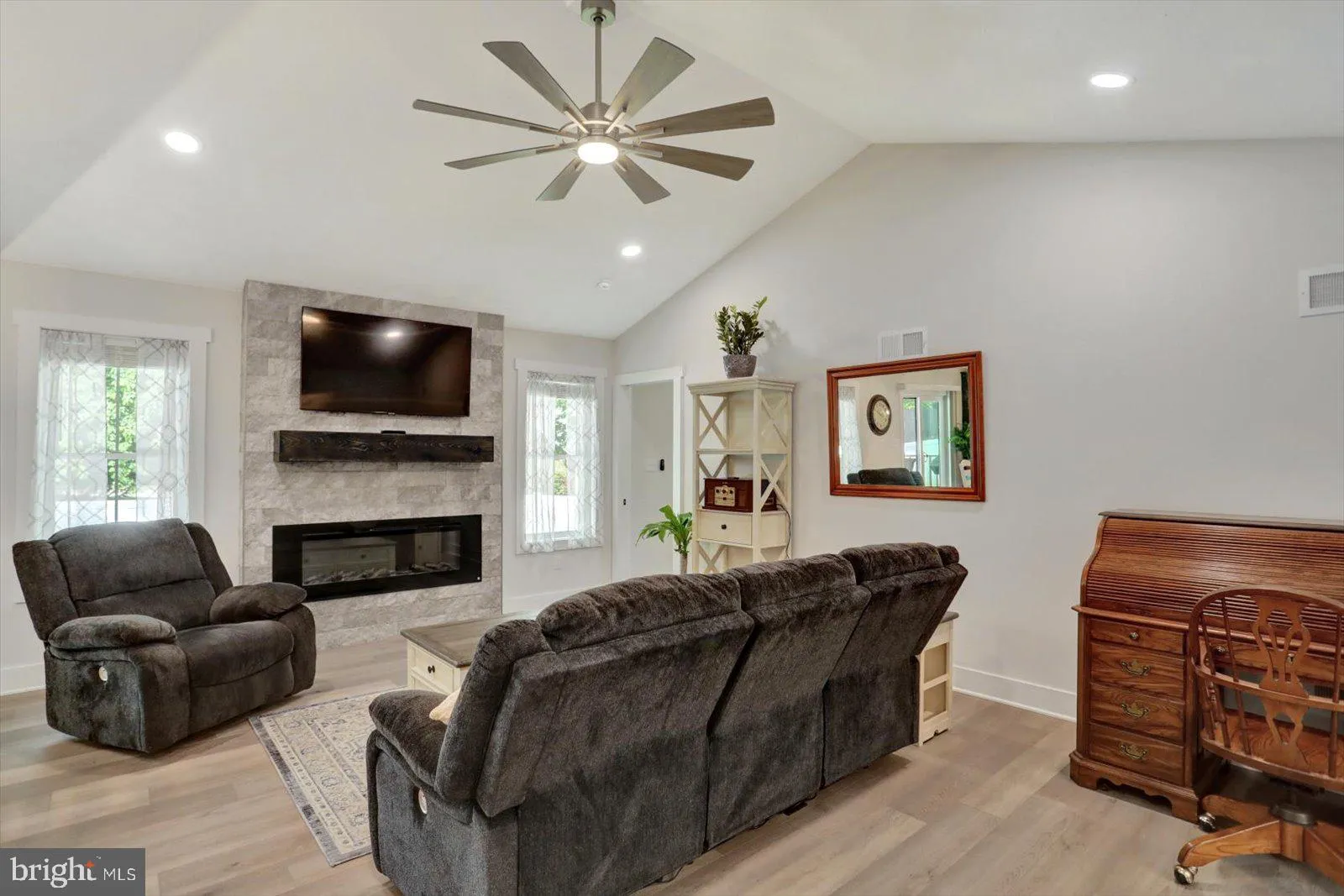 Hanover, Pennsylvania 17331, United States, 3 Bedrooms Bedrooms, ,2 BathroomsBathrooms,Residential,Pending,134413