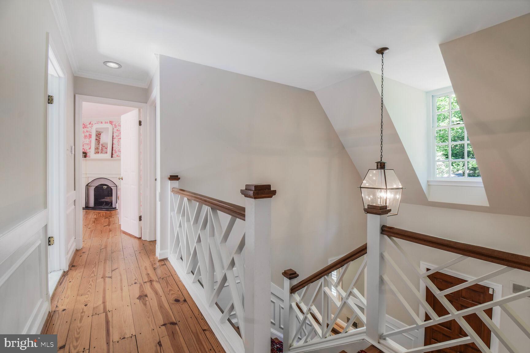 POTOMAC OUTSIDE - Residential