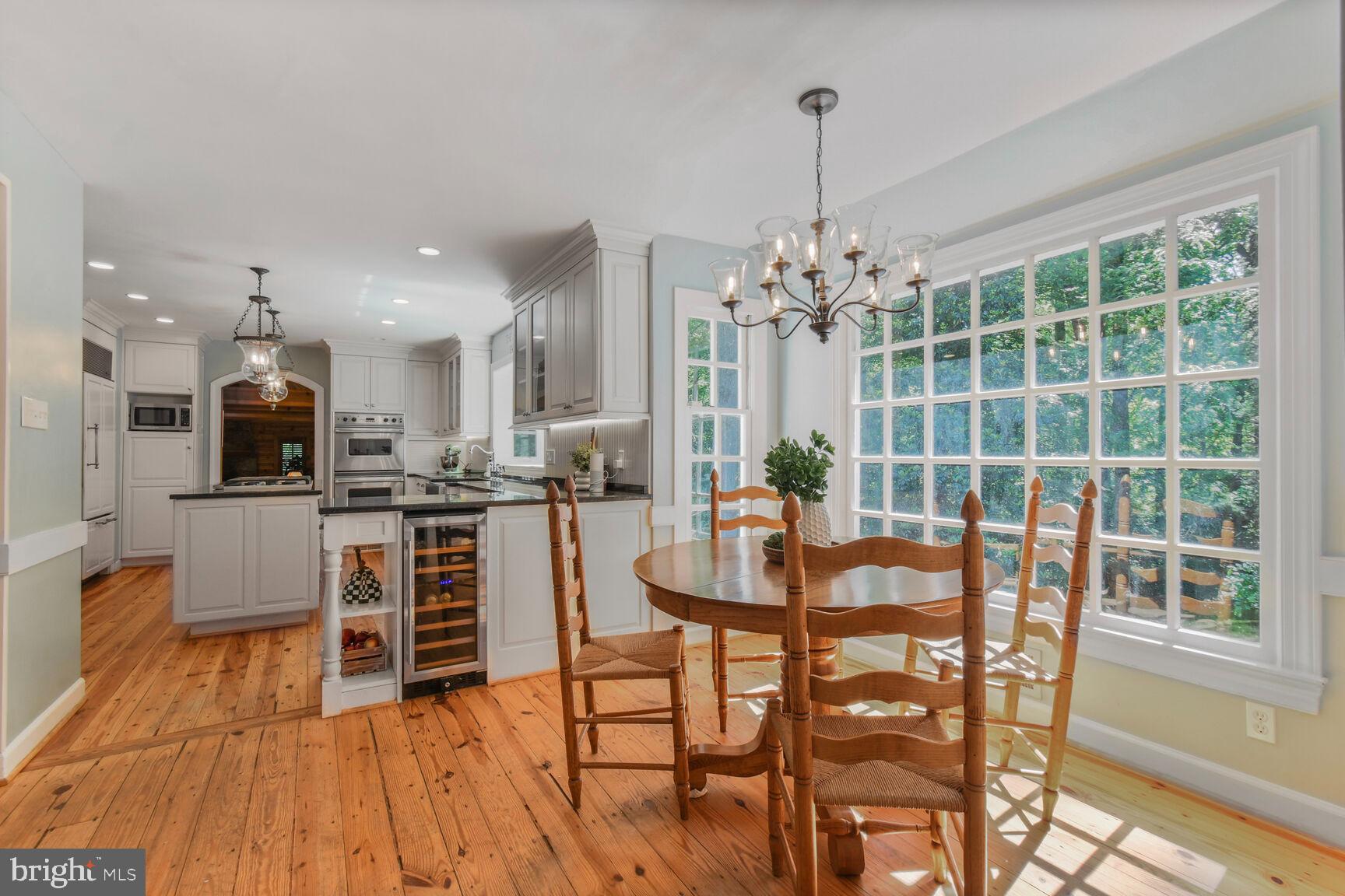 POTOMAC OUTSIDE - Residential