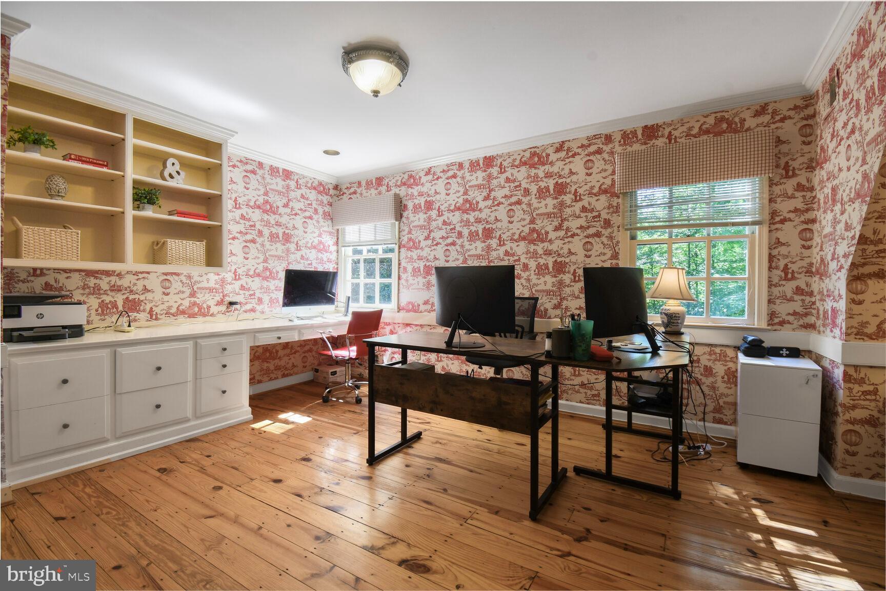 POTOMAC OUTSIDE - Residential