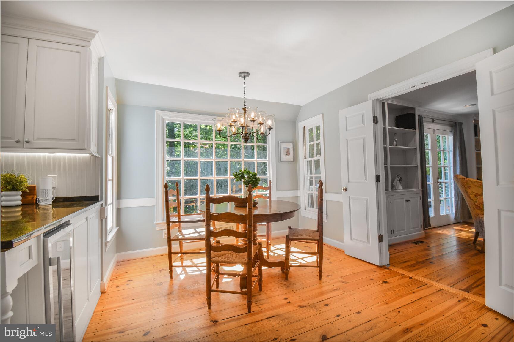 POTOMAC OUTSIDE - Residential