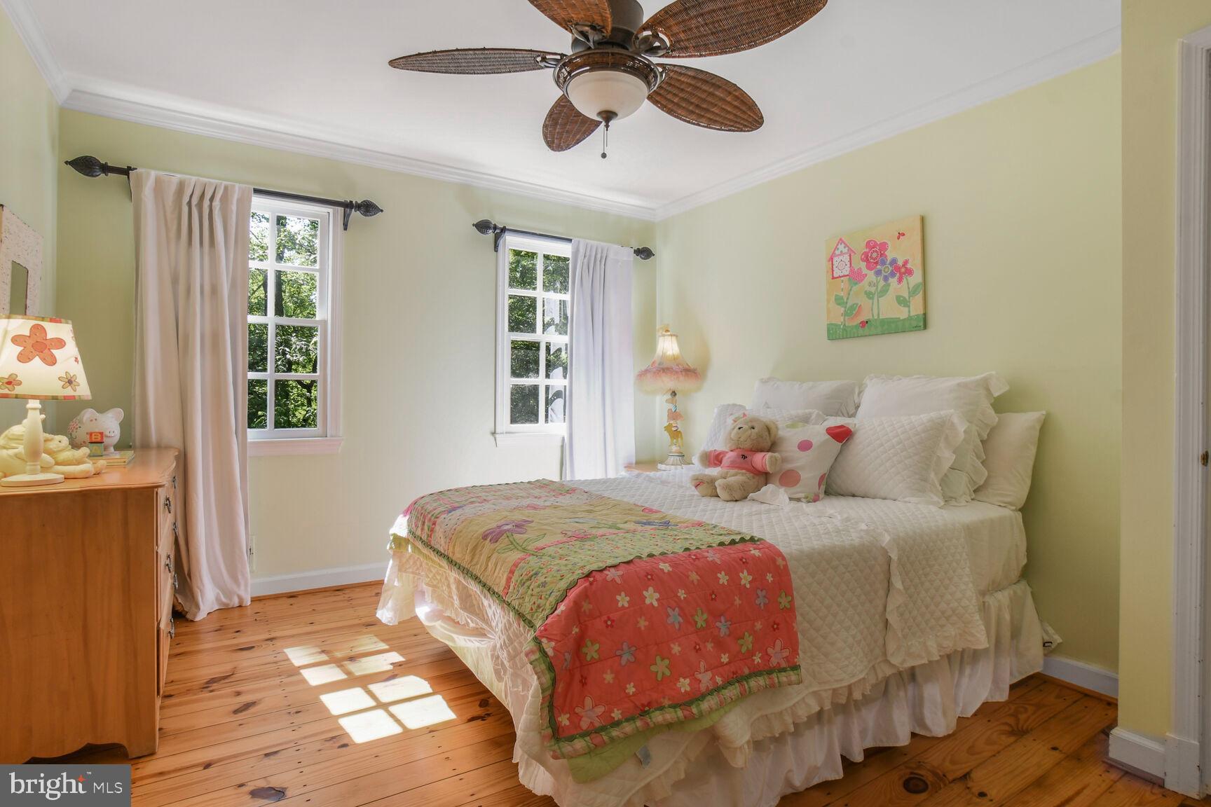 POTOMAC OUTSIDE - Residential