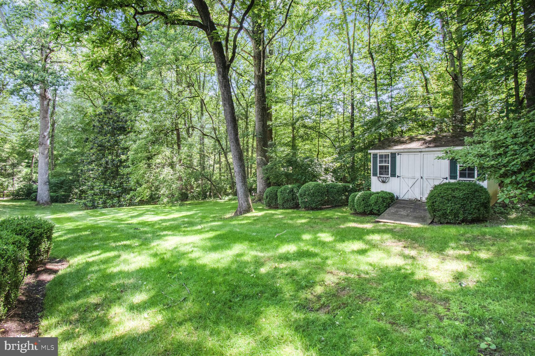 POTOMAC OUTSIDE - Residential