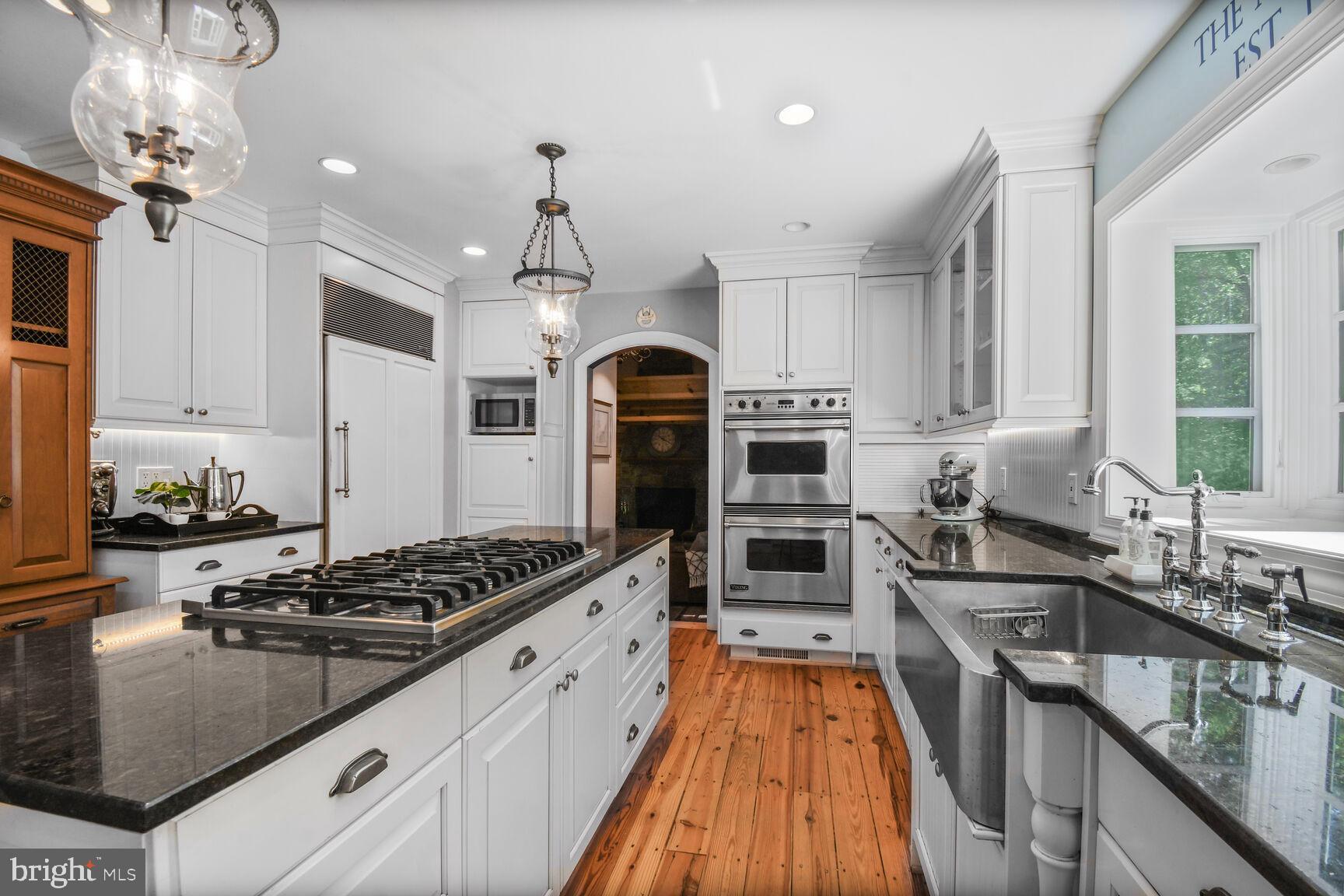 POTOMAC OUTSIDE - Residential