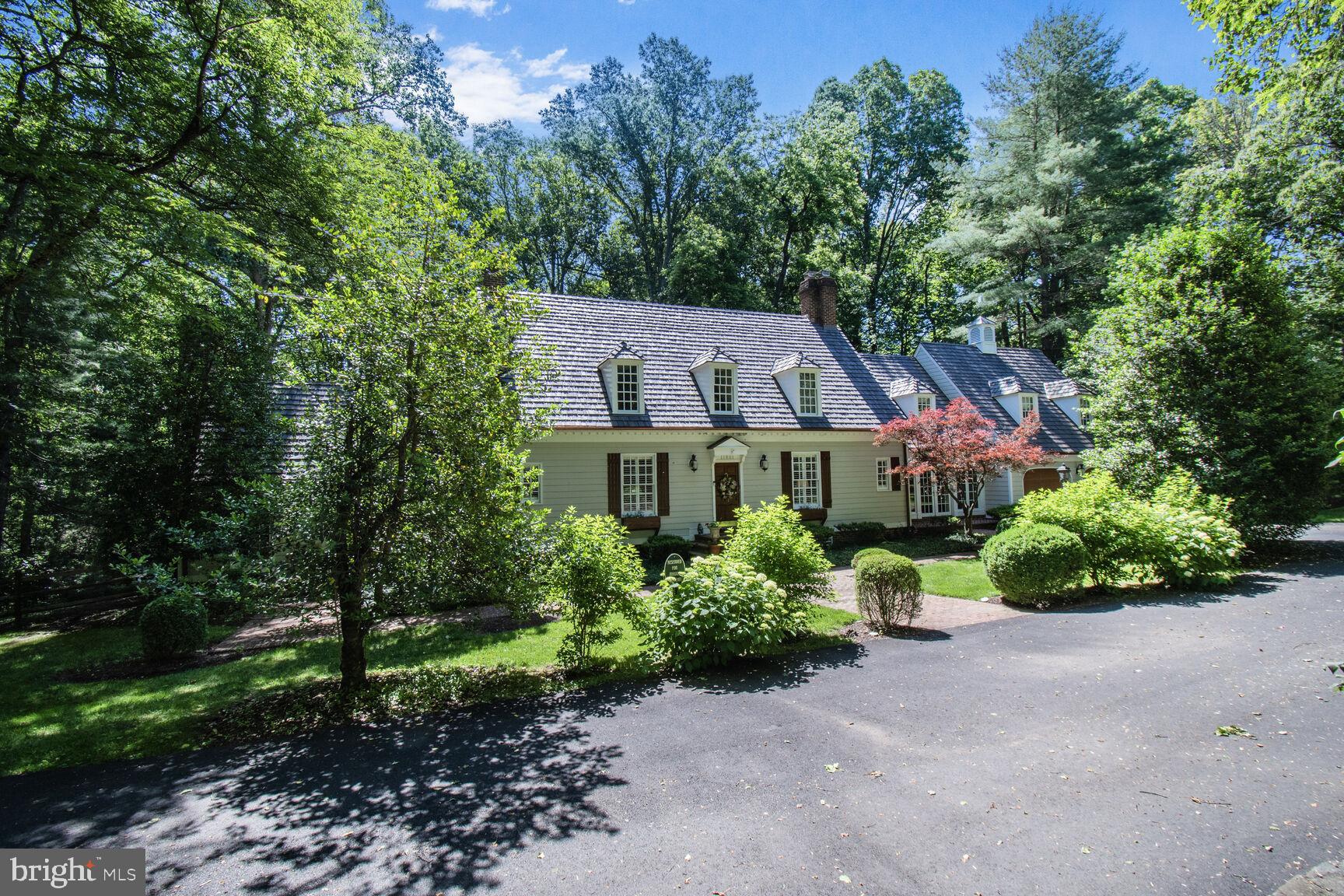 POTOMAC OUTSIDE - Residential