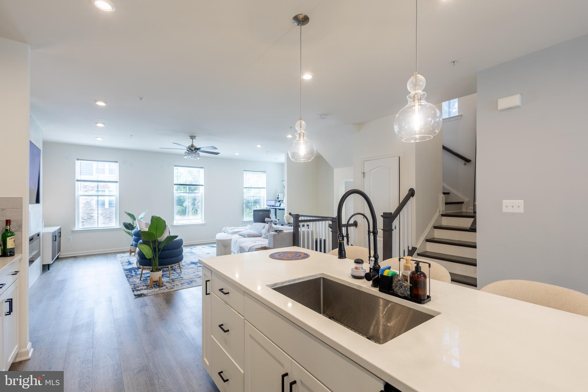 SEVERN - Residential Lease