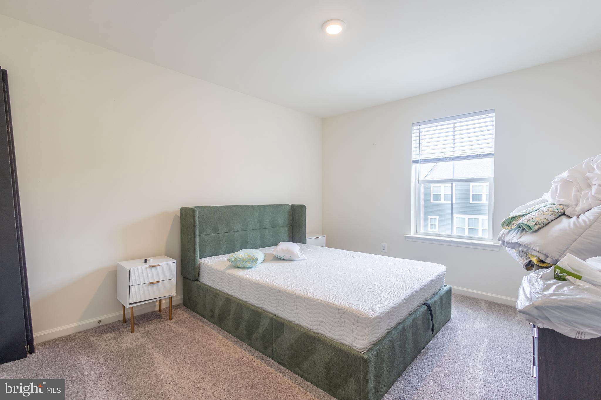 SEVERN - Residential Lease