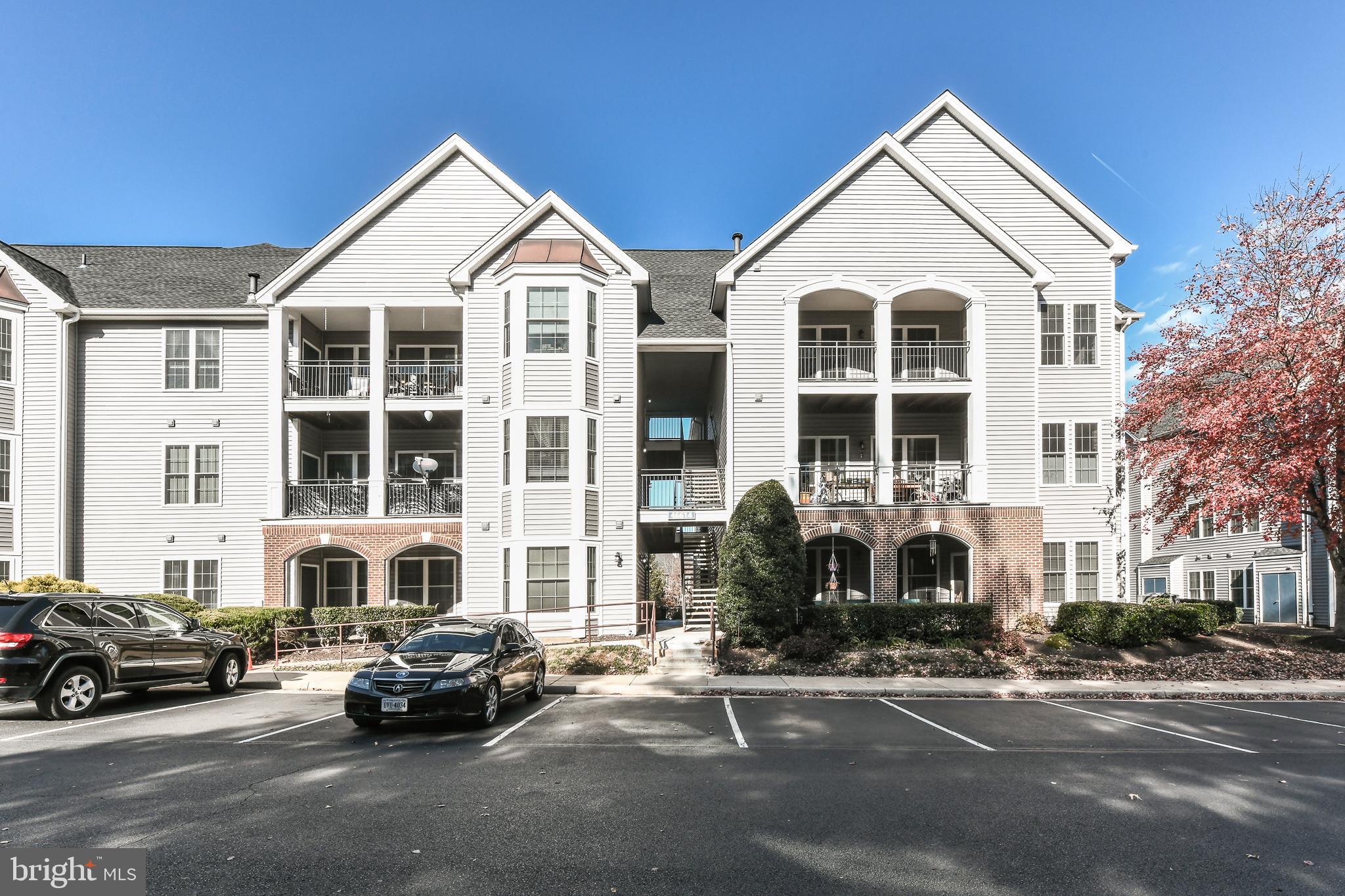 RIVERBEND AT CASCADES - Residential Lease