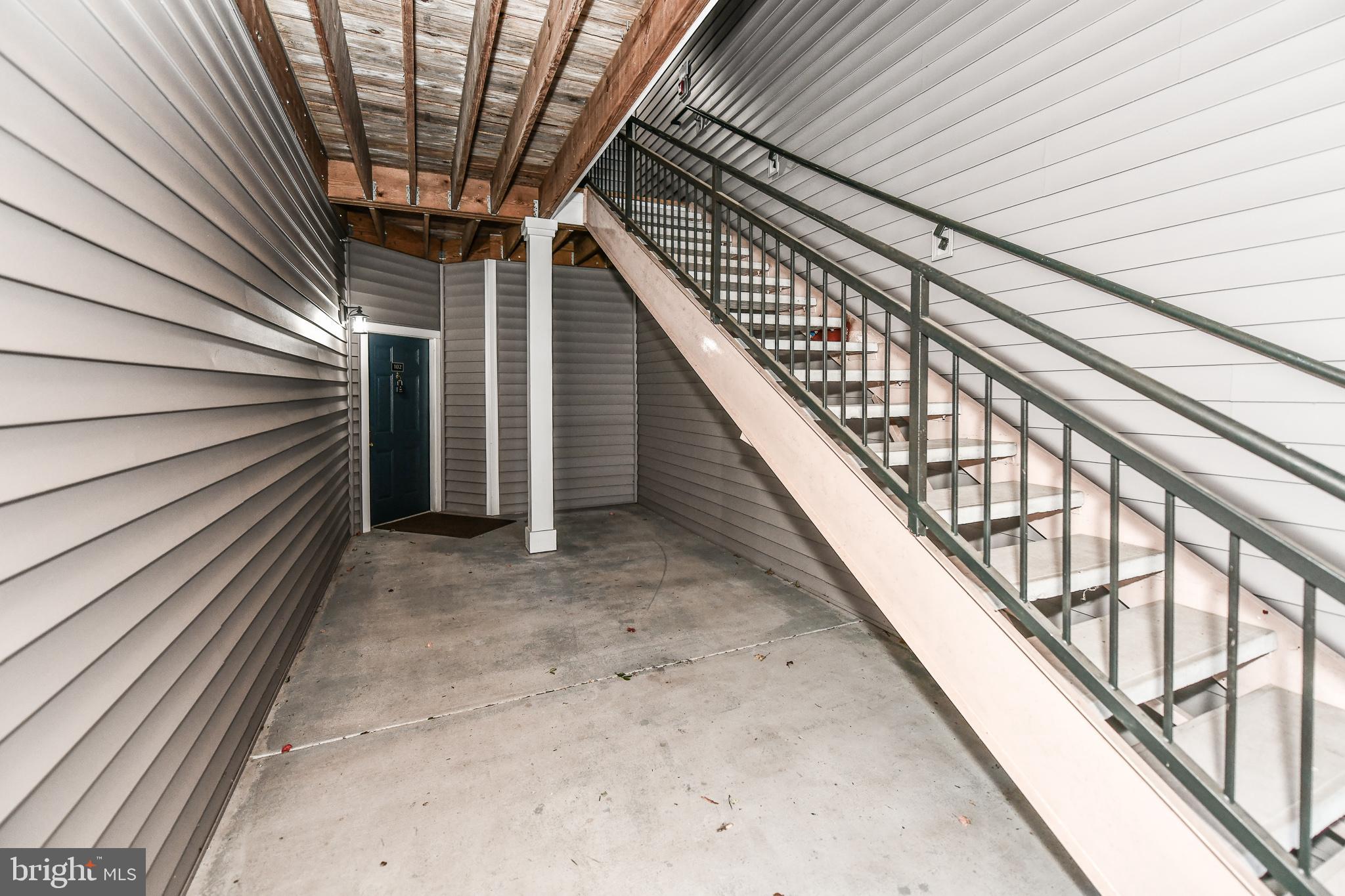 RIVERBEND AT CASCADES - Residential Lease