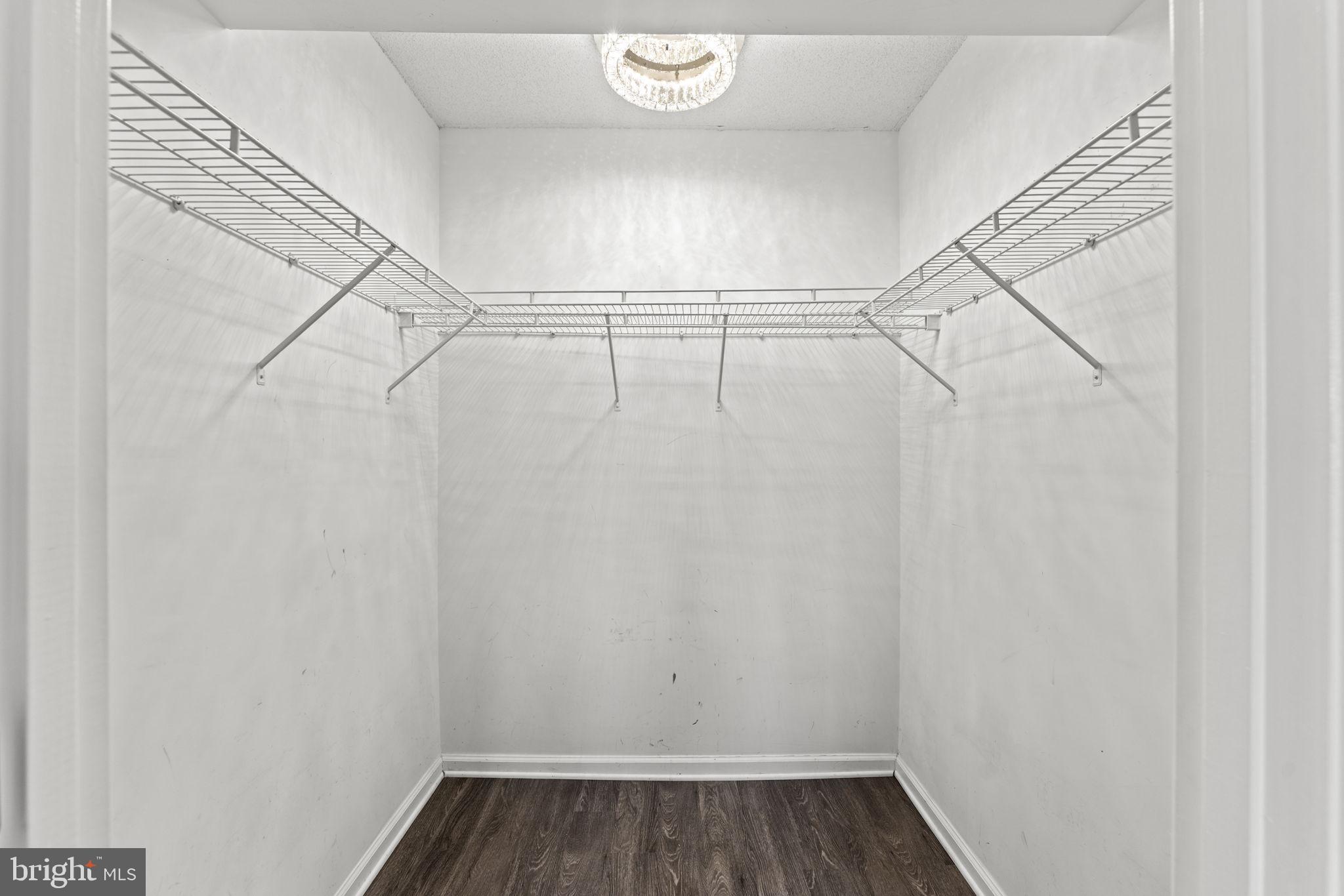 ARORA HILLS - Residential