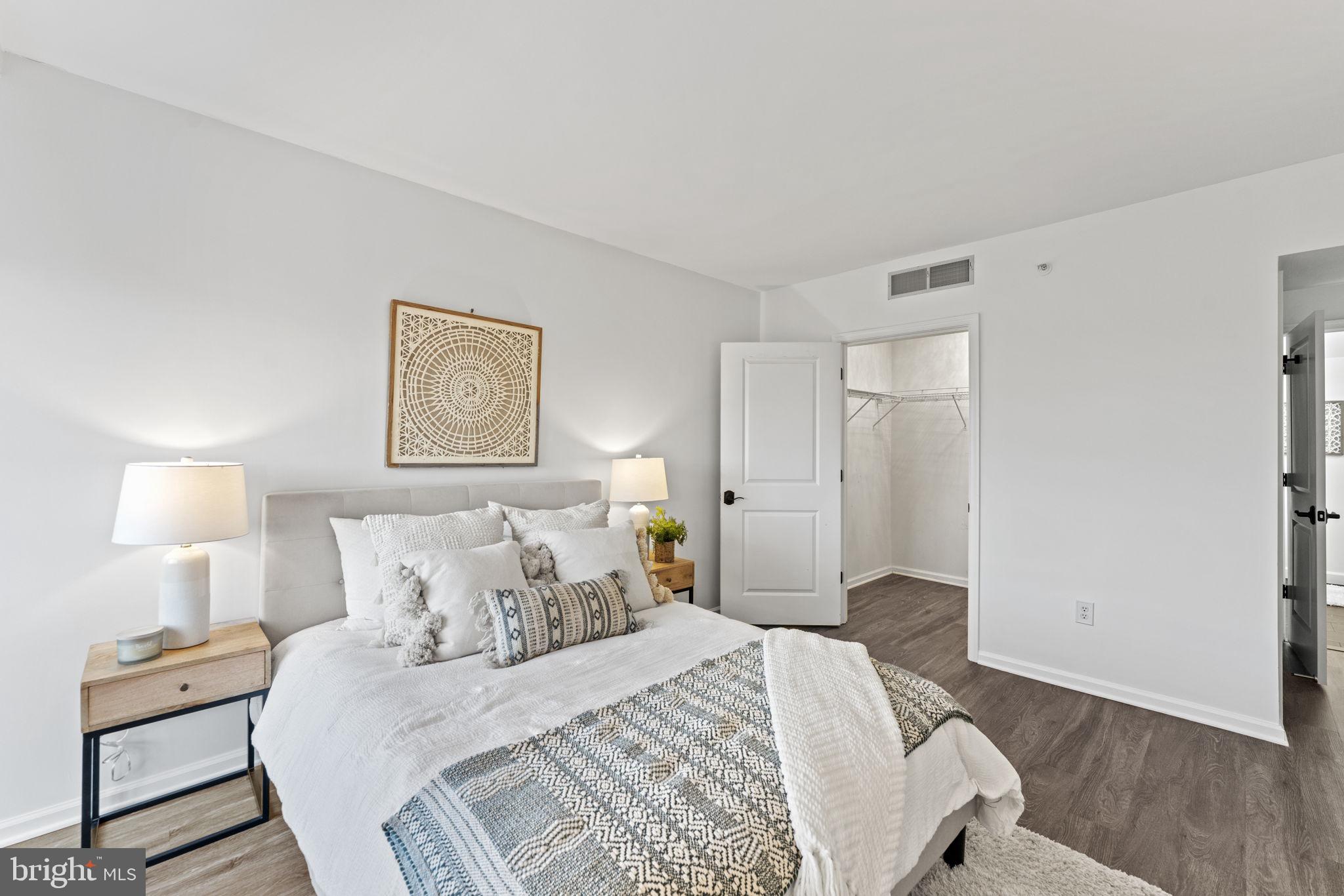 ARORA HILLS - Residential