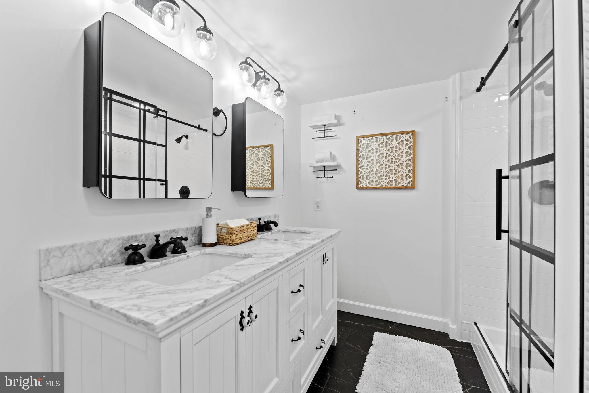 ARORA HILLS - Residential