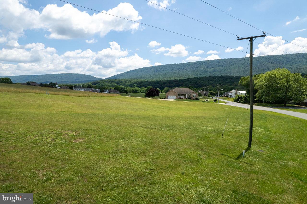 FAIRWAY MANOR - Land