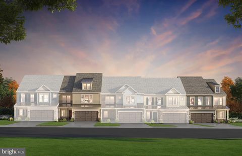 6104 AZURITE WAY HAYMARKET VA 20169