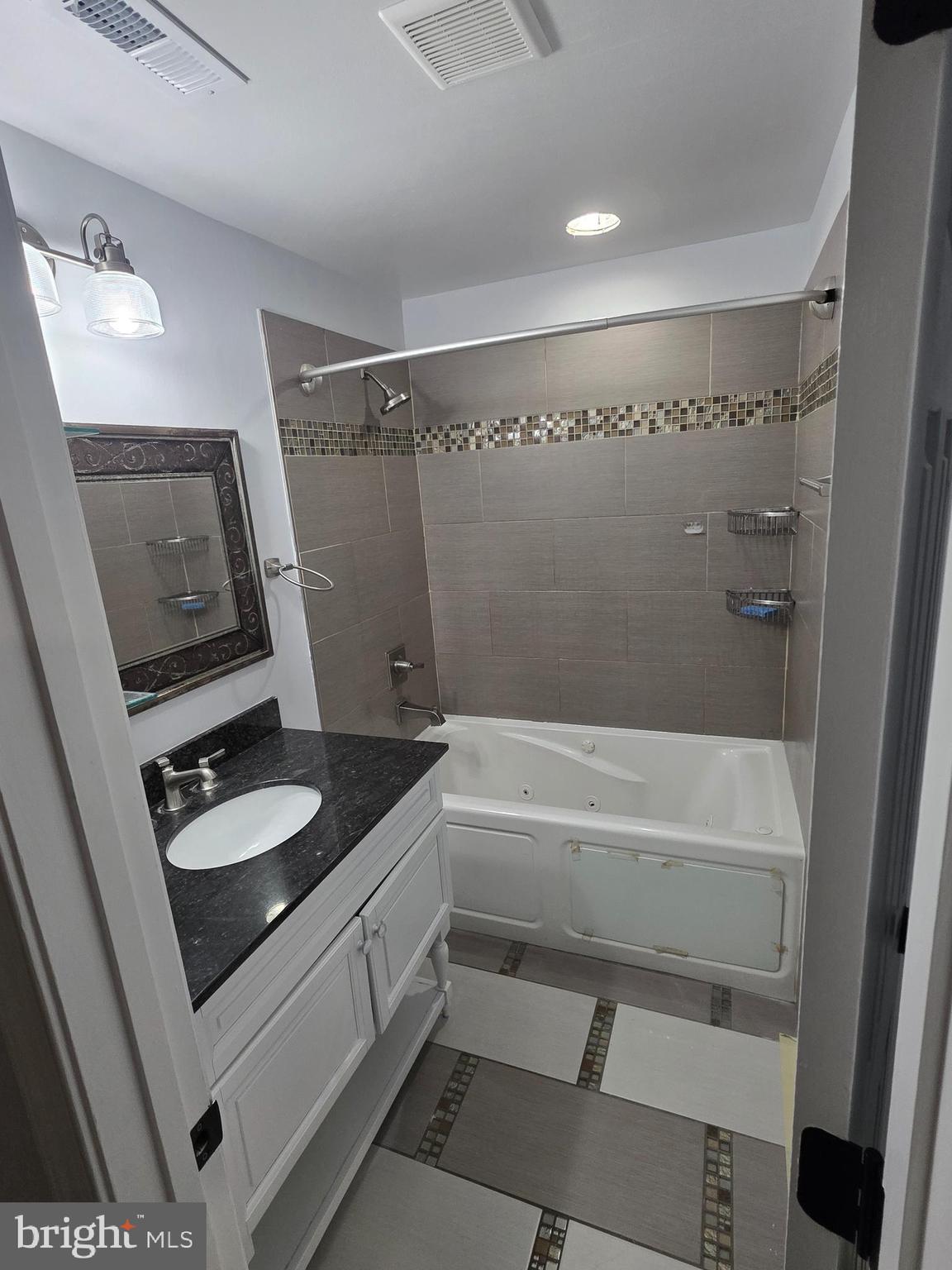 WOODLAND - Residential