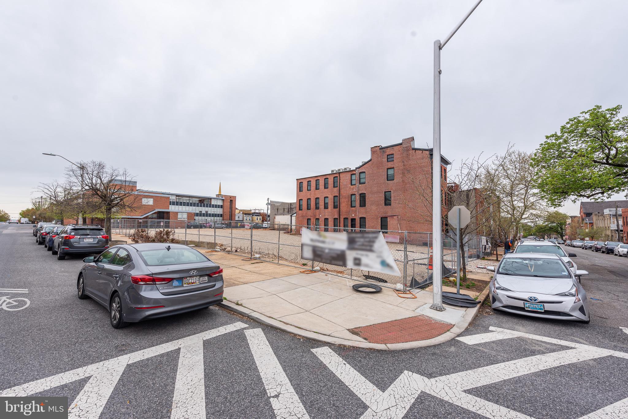 CANTON - Commercial Sale