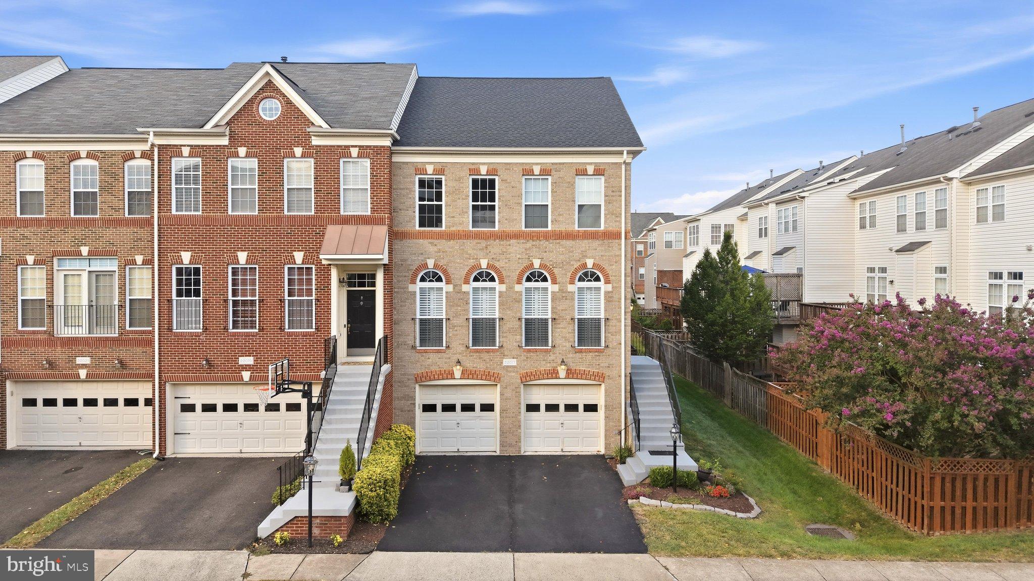 22017 DILWORTH SQUARE