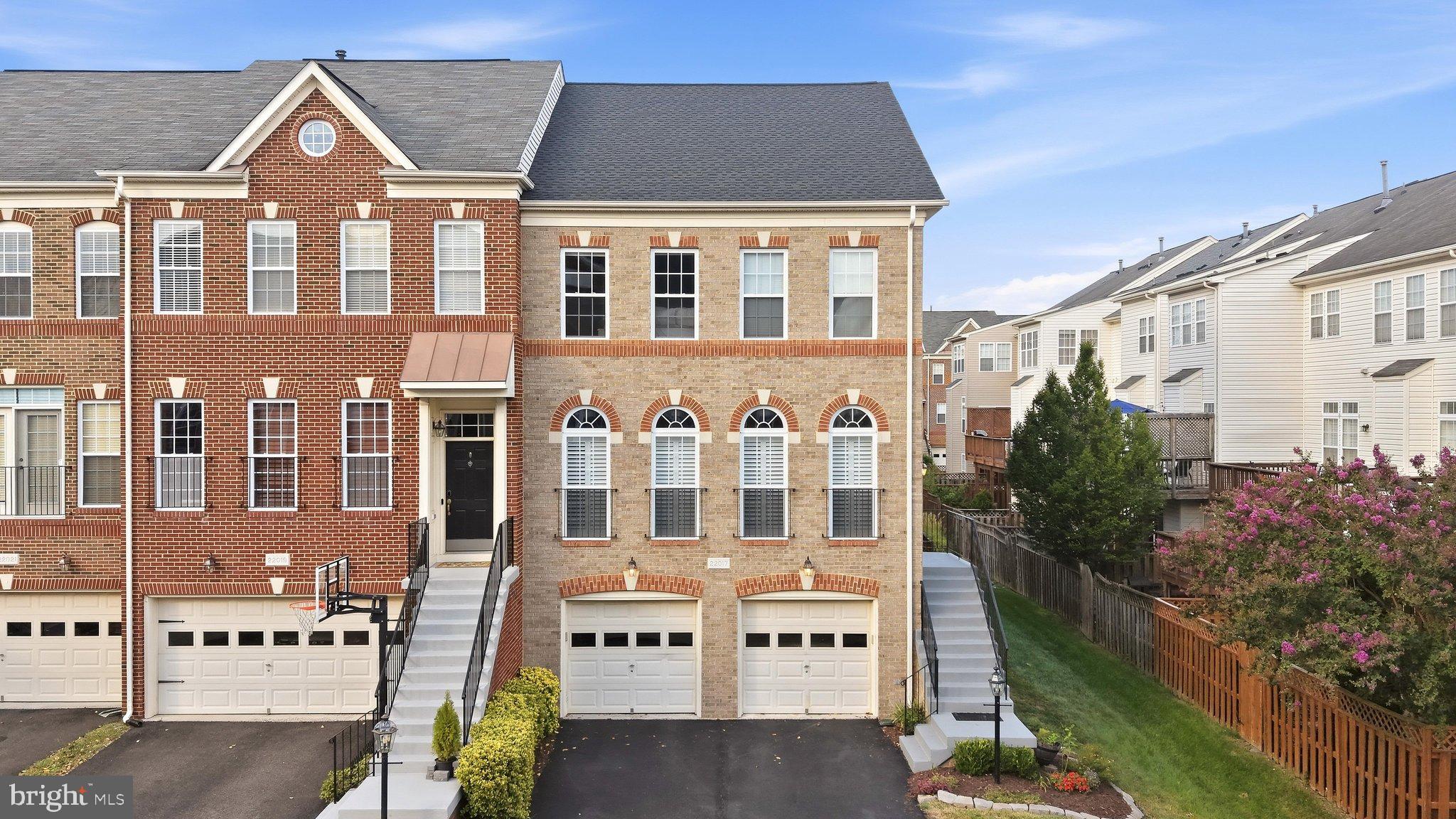 22017 DILWORTH SQUARE