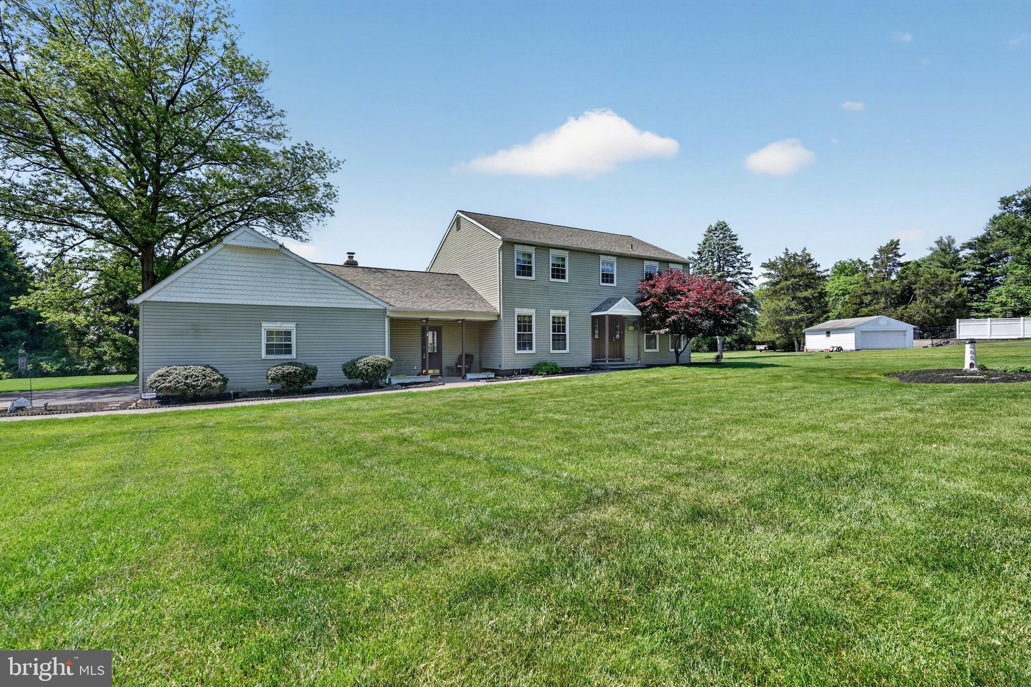 MOUNT EYRE MANOR - Residential