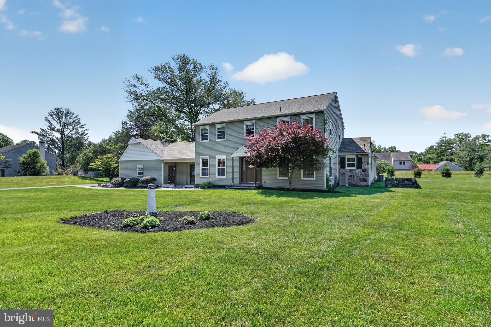 MOUNT EYRE MANOR - Residential